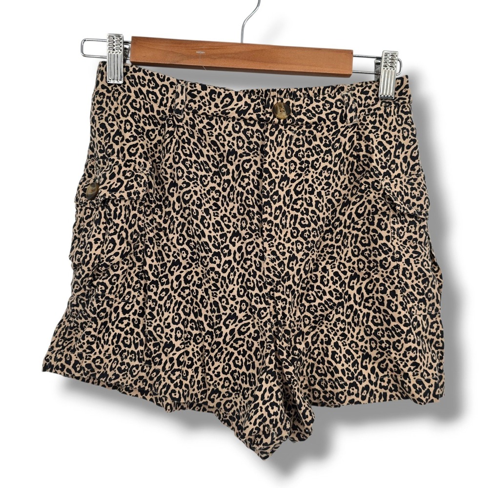 American Eagle Leopard Print Cargo Shorts Womens XS Tan Black Animal Utility